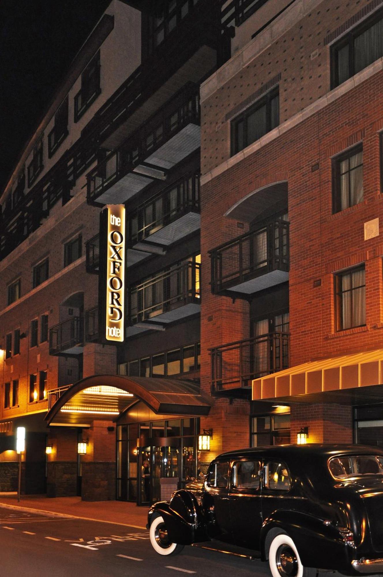 Oxford Hotel Бенд Екстериор снимка