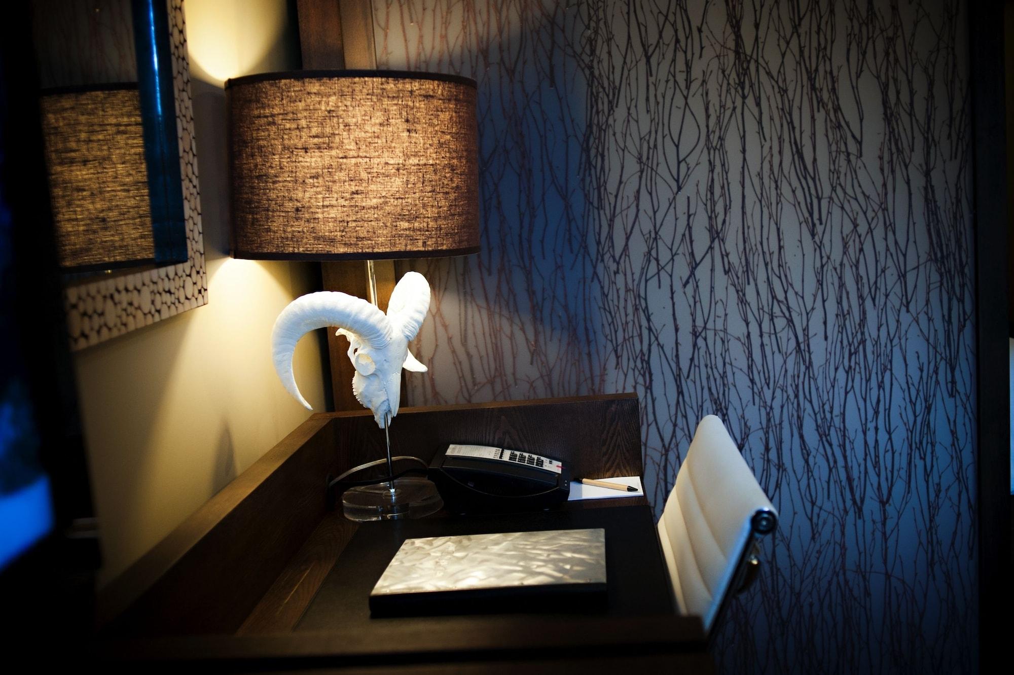 Oxford Hotel Бенд Екстериор снимка