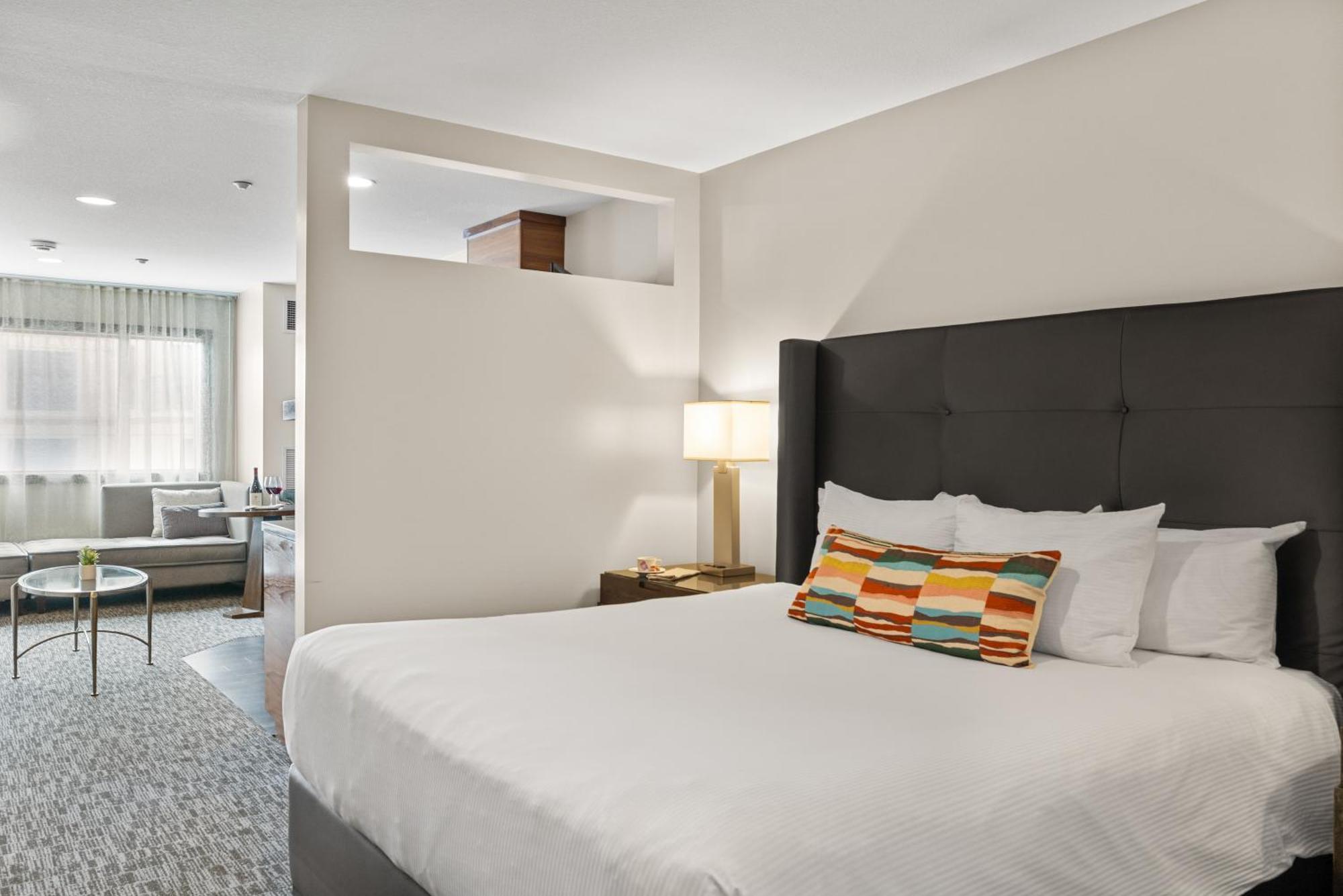 Oxford Hotel Бенд Екстериор снимка