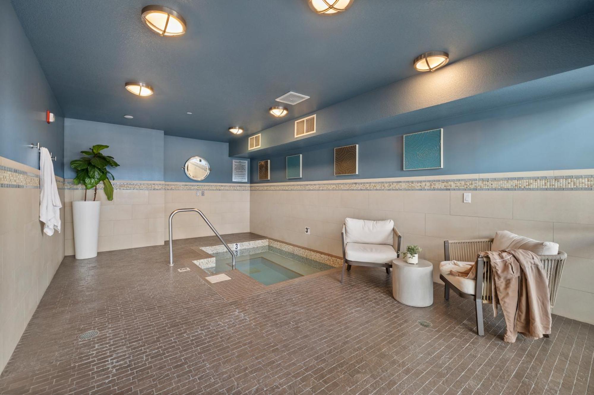 Oxford Hotel Бенд Екстериор снимка