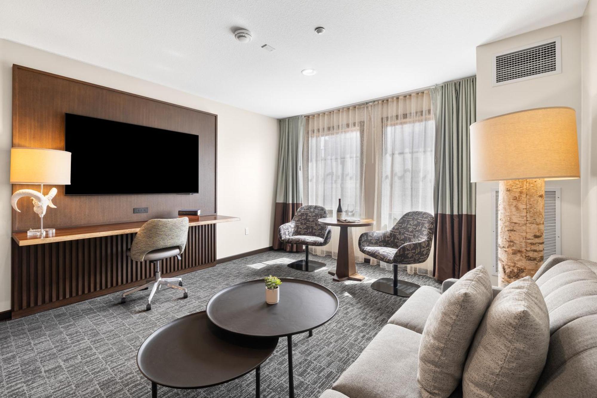 Oxford Hotel Бенд Екстериор снимка